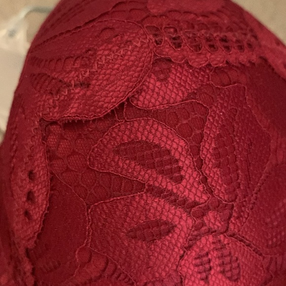 Marilyn Monroe Lace Overlay Underwire Bra - Picture 3 of 5